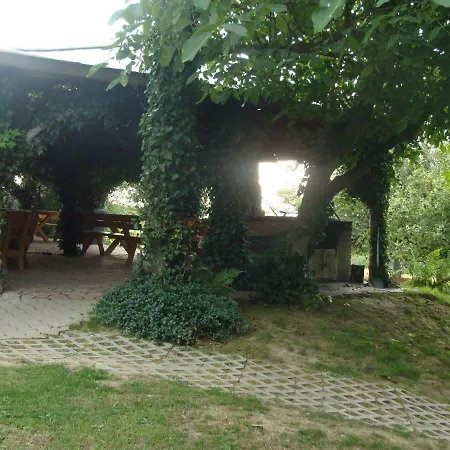 Pod Grusza Farma Gruszow (Lesser Poland)